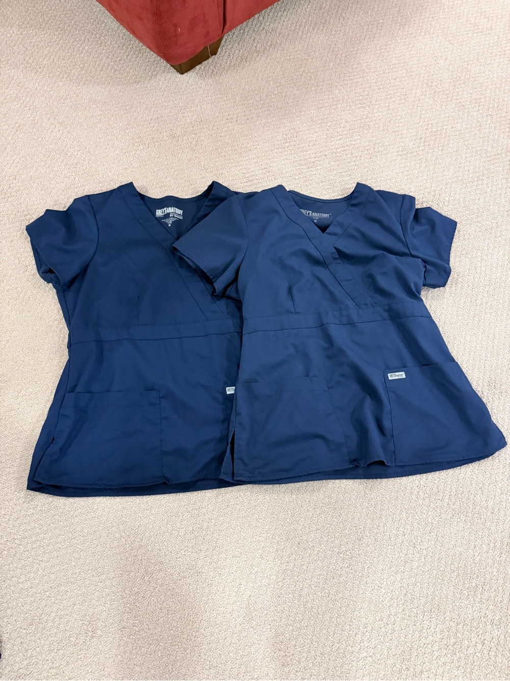 Greys Anatomy Navy V-Neck Medical Scrub Tops (2) medium